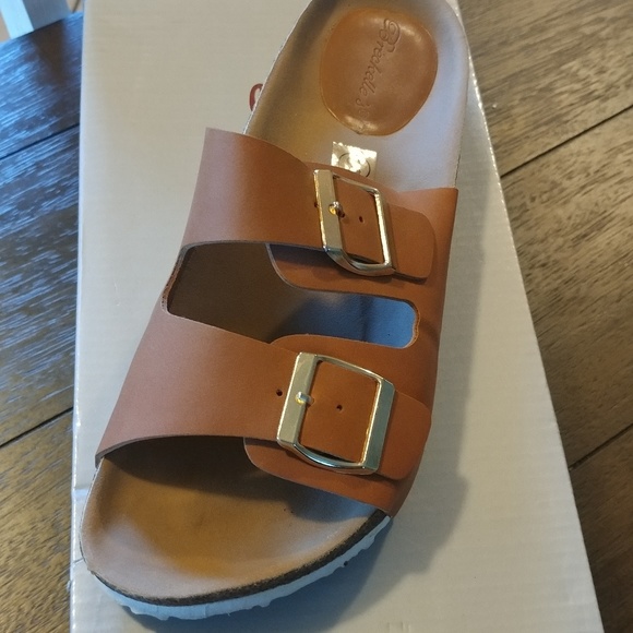 Sandal - Picture 1 of 1